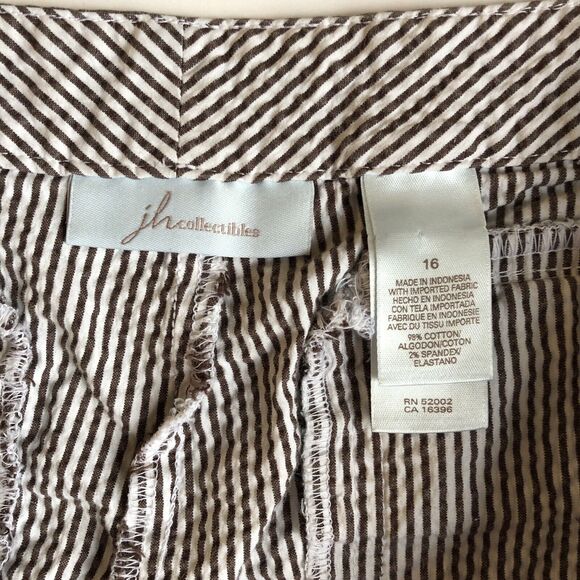 Seersucker Shorts Women White Gray Bermuda 16 JH Collectibles Striped Neutral - Picture 6 of 6